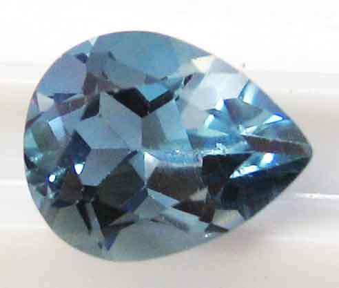 Genuine ,  20.00 x 15.00 mm Pear faceted cut Blue Topaz 18.17 cts
