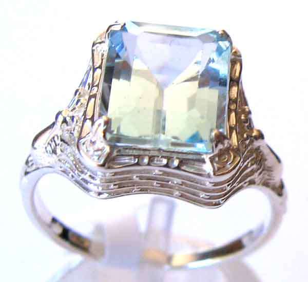 925 -Sterling Silver and Blue Topaz- Solitaire Ring
