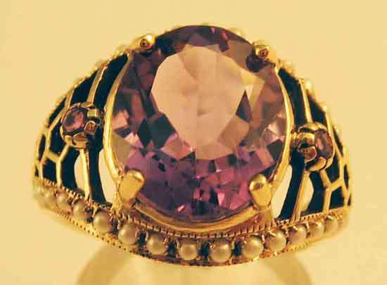 Gorgeous, Genuine Amethyst and Seed Pearls Ring in 9ct Yellow Gold.