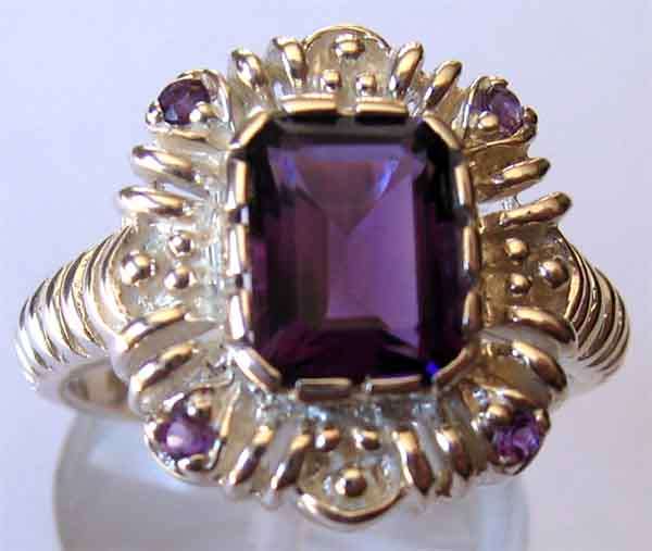 Lovely -Sterling Silver  and  Amethysts   - Ring