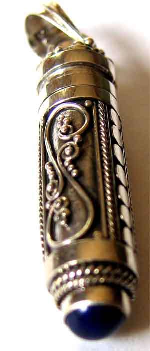 Lovely, Sterling Silver    Chest  Pendant