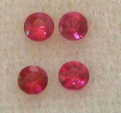 1 lot, 4 pieces of  2.50 mm round  cut Pink Sapphires  T. W. 0.29 cts
