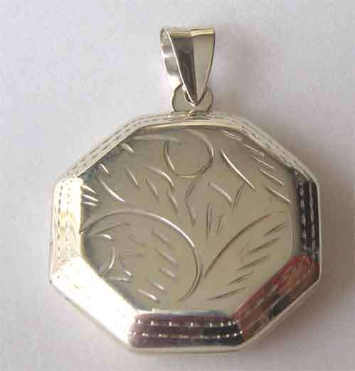 Sterling Silver Locket / photo Pendant