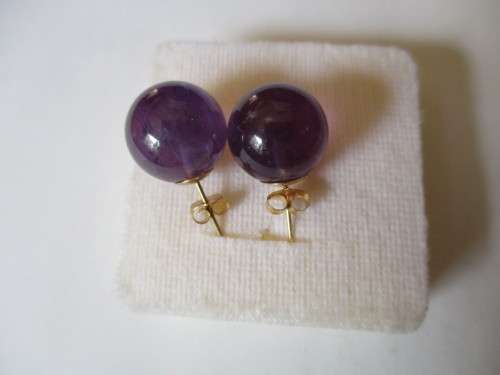 Genuine Amethysts in 14 ct Yellow Gold Earrings