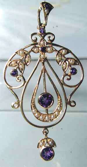 9ct Solid Yellow Gold, Seed  Pearl and Amethysts Pendant