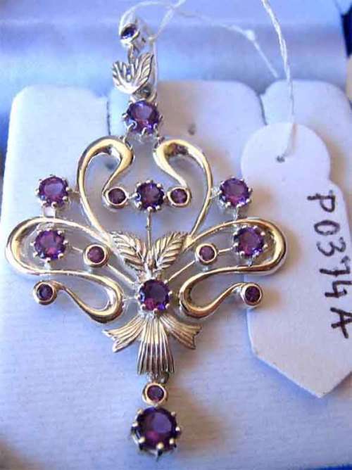 Stunning, 925 Sterling Silver and Amethysts Pendant .