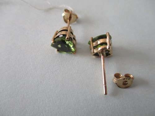 9 ct Solid Yellow Gold and Genuine Heart Shape Peridot Earrings