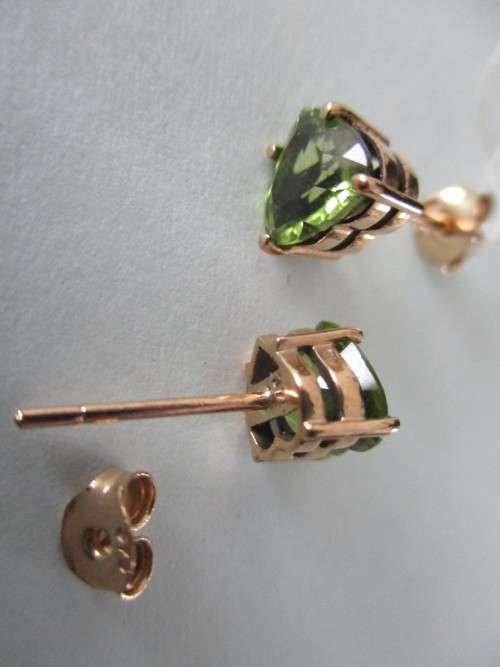 9 ct Solid Yellow Gold and Genuine Heart Shape Peridot Earrings