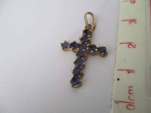 9 Ct.  Solid Gold and Genuine Iolite Pendant