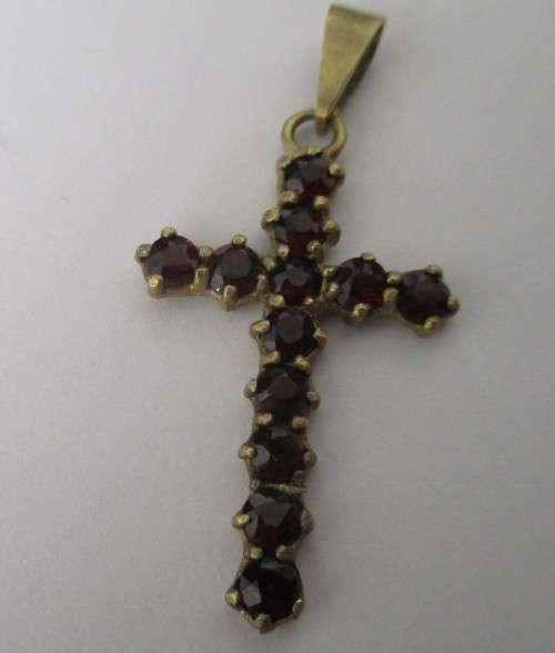 9ct. Solid  Gold and Genuine Garnests Pendant/ Cross