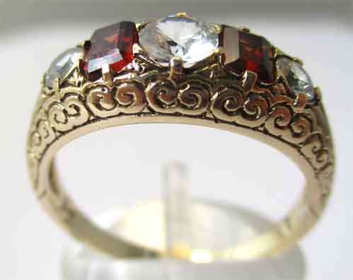 Vintage 9ct Gold with White Sapphires and Garnets Ring