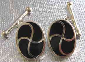Elegant , A Pair of  Sterling Silver and Black Onyx Cufflinks