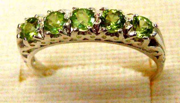 Sterling Silver and Genuine Peridot Ring.