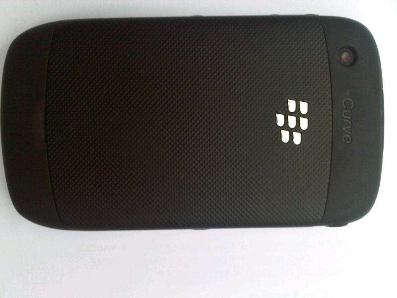 LIKE NEW / EXCELLENT CONDITION BLACKBERRY 9300