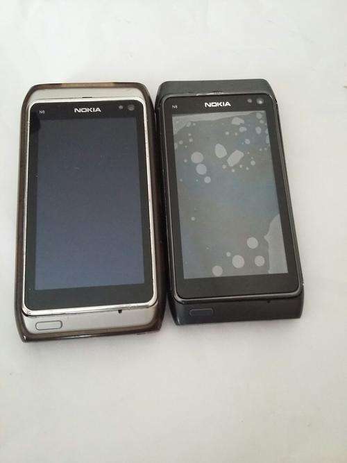 2 x Nokia N8 - Please Read - Price Reduced to Clear