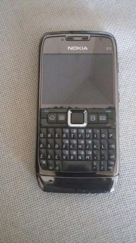 Nokia E71 - Have a Look - Ideal if you collecting models