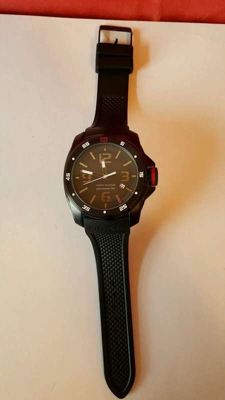 **AUTHENTIC**TOMMY HILFIGER® MENS COOL BLACK SPORT WATCH