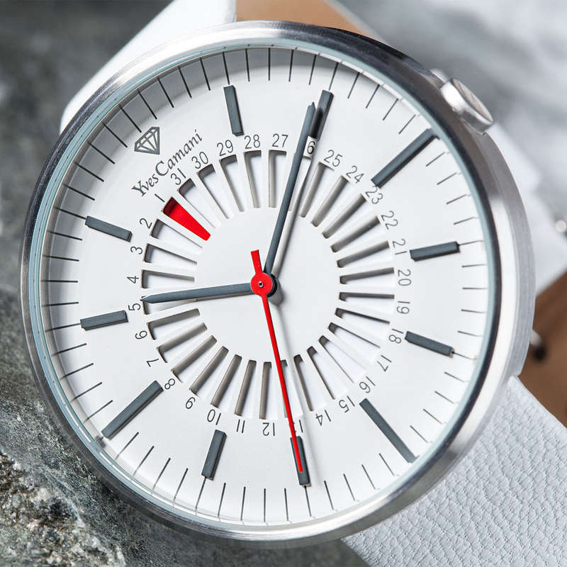 -I GENUINE I EXCLUSIVE I-  YVES CAMANI Morvan Mens Flat Stainless Steel Case Leather  Strap Watch