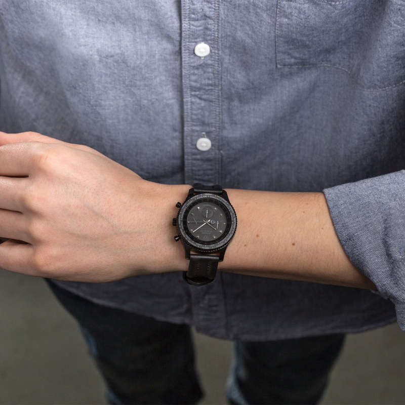 LIMITED EDITION I DETOMASO  FIRENZE  BLACK DIAMONDS EDITION  CHRONOGRAPH WATCH