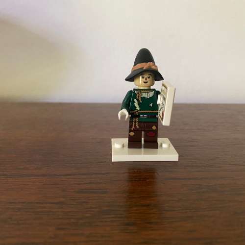 LEGO The Movie 2 Wizard of OZ Collectible Minifigure - Scarecrow