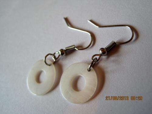 Pearly white shell earrings