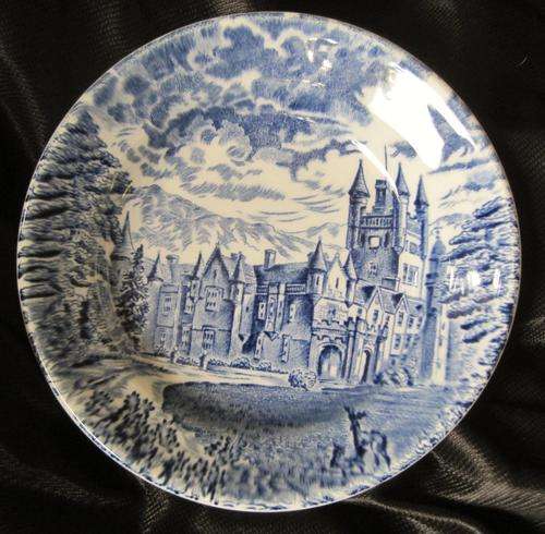 Darling little blue and white dish