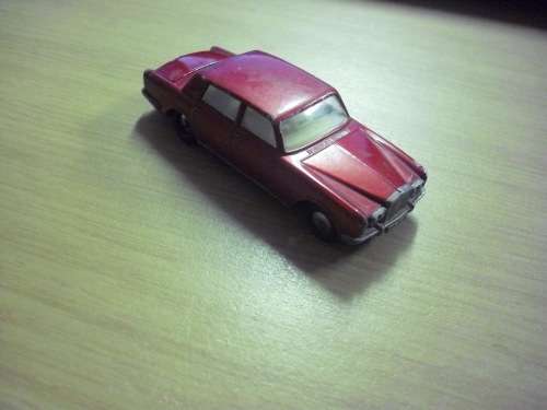Matchbox Series No 24 - Rolls Royce Silver Shadow