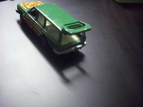 MAJORETTE - VOLVO 245 DL