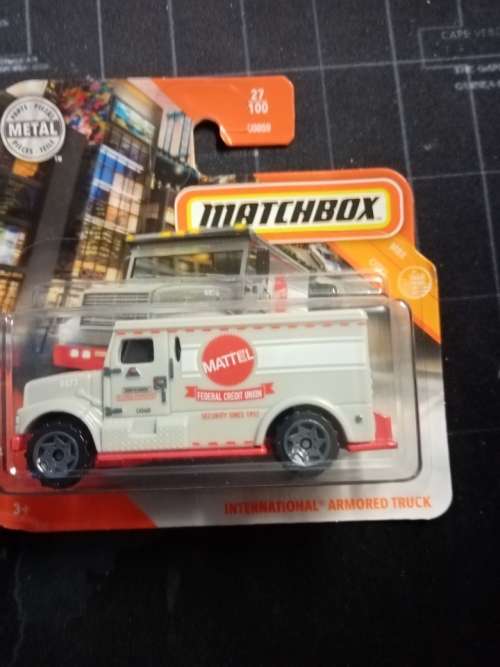 MATCHBOX - INTERNATIONAL ARMORED TRUCK