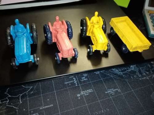 TOMTE LARDAL - TRACTORS - LOT OF 3 (colour variations) and 1 Trailer