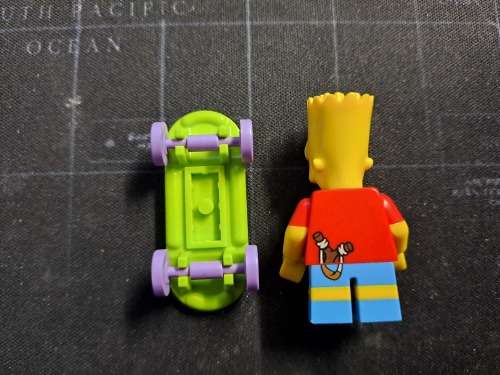 LEGO MINIFIGURE - BART SIMPSON