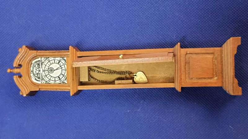 miniture grand father clock