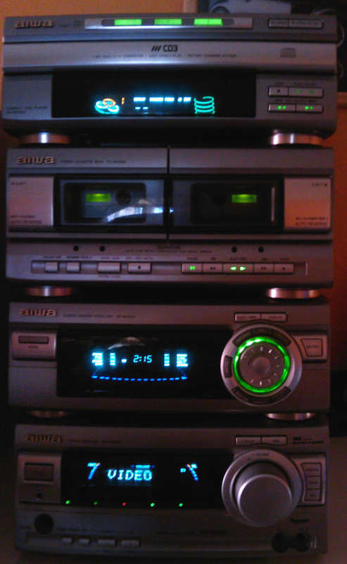 Aiwa Component HI FI system 4.1 surround sound + karaoke!