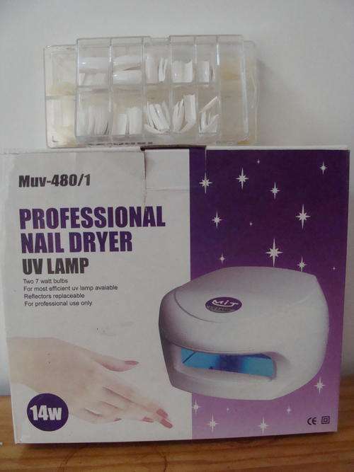 Professional nail dryer UV lamp, tips included
