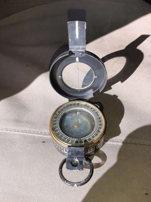 Mark lll british 1942 officers prismatic compass