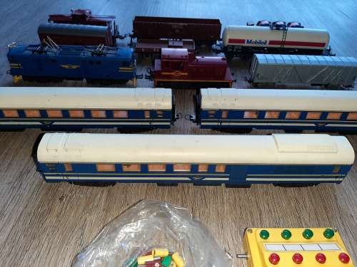 model trains x 12