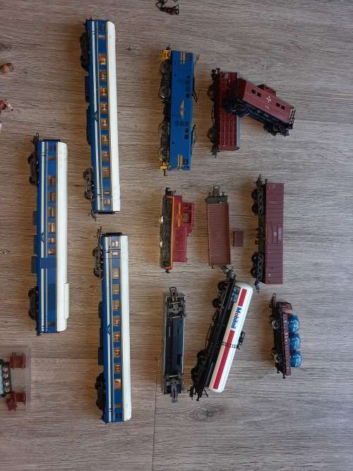 model trains x 12