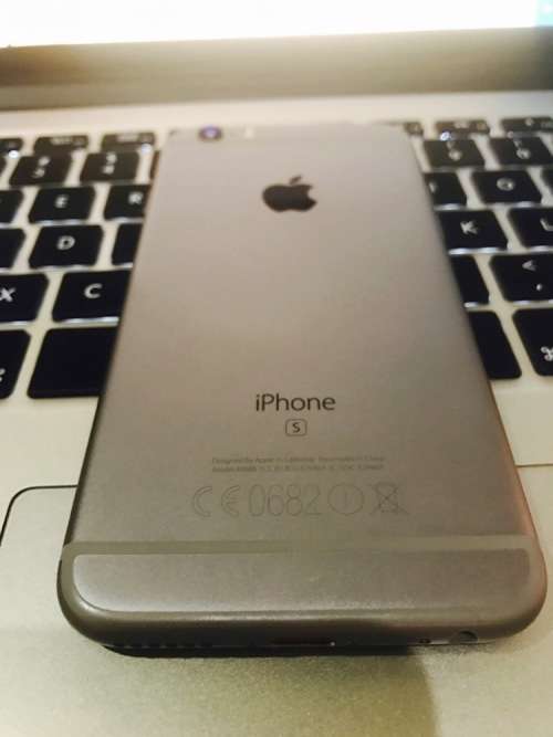 *Warranty until 22 Sept 2017* Mint Apple iPhone 6s 16gb Space Gray