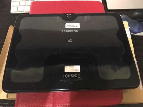 Samsung Galaxy Tab 3 10.1"  16GB LTE GT-P5220