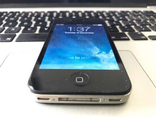 Apple iPhone 4s 16GB Black