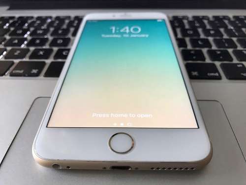 Near-Mint Apple iPhone 6s Plus 128GB Gold
