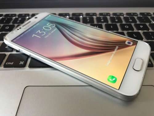 Samsung Galaxy S6 32GB SM-G920F - White Pearl (Paint Peeling)
