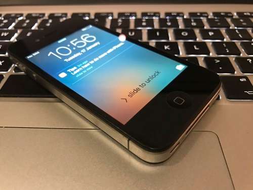 Apple iPhone 4s 16GB Black
