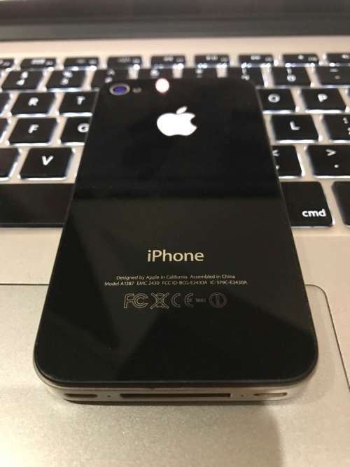 Apple iPhone 4s 16GB Black