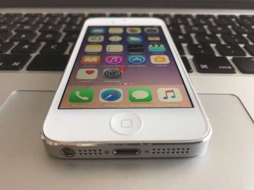 Apple iPhone 5 16GB Silver