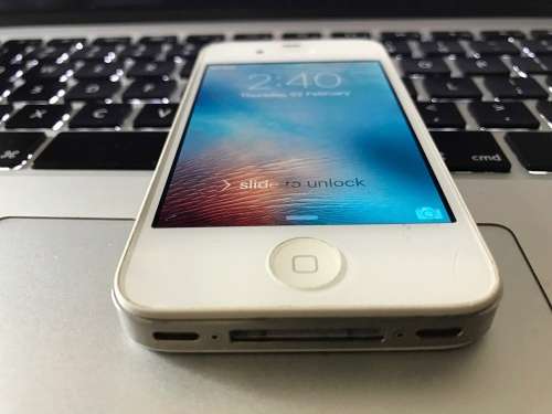Apple iPhone 4s 8GB White (CPO)