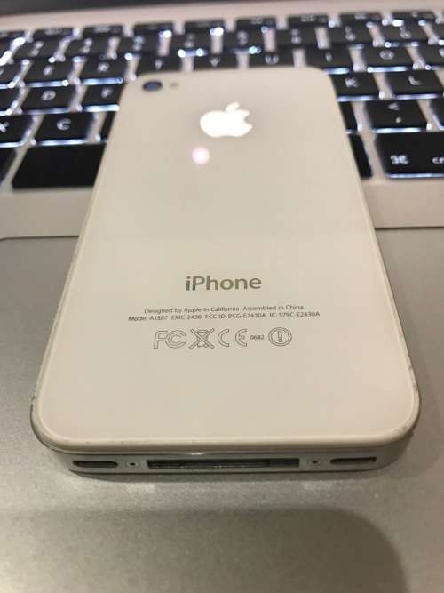 Apple iPhone 4s 16GB White (6 Month Warranty)