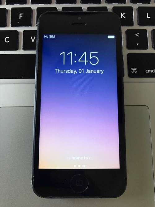 Apple iPhone 5 32GB Space Gray (6 Month Warranty)