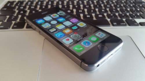 iPhone 5s 32GB Space Gray