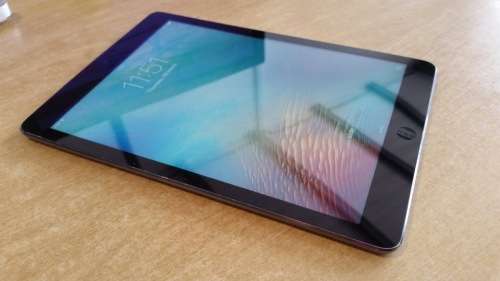 iPad Air 16GB Black WiFi Only (With Warranty)